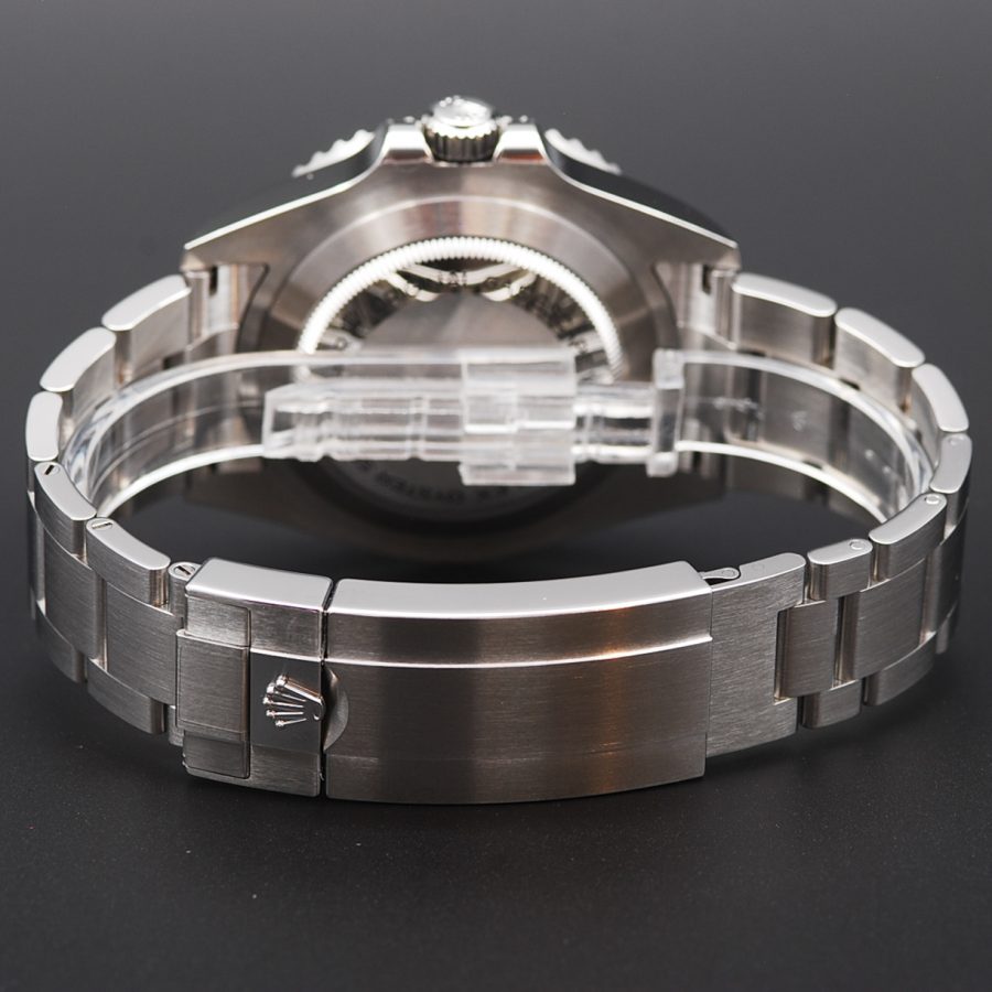 Rolex Sea Dweller 126600