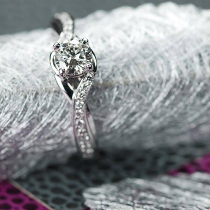 Diamond Engagement Ring, ROSH, Bepsoke, Jewellers